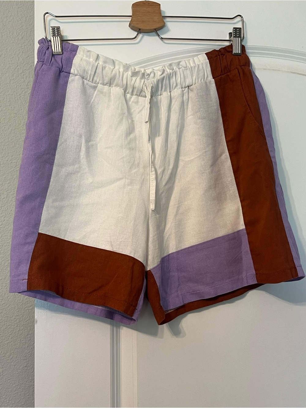 Colorblock Linen Blend Women's Shorts - White, Lavender & Brown